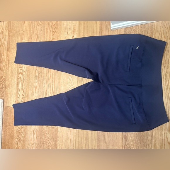 Puma girls gold pants - size M - Picture 6 of 6